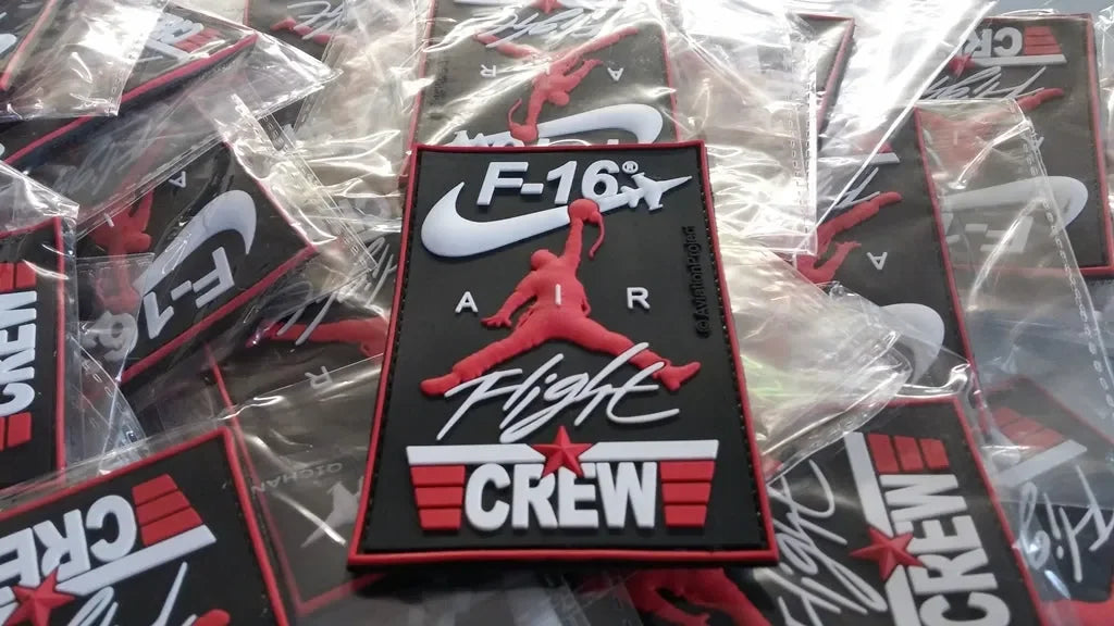 F-16 FIGHTING FALCON FLIGT CREW - 3D PVC PATCH - PVCPATCHWORLD.STORE