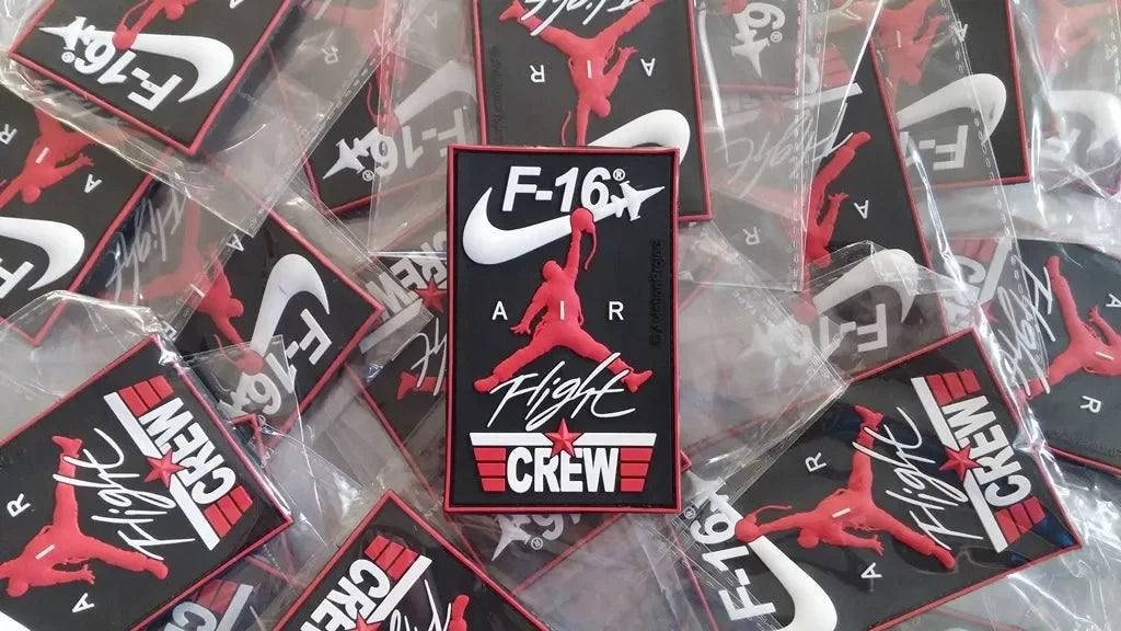 F-16 FIGHTING FALCON FLIGT CREW - 3D PVC PATCH - PVCPATCHWORLD.STORE