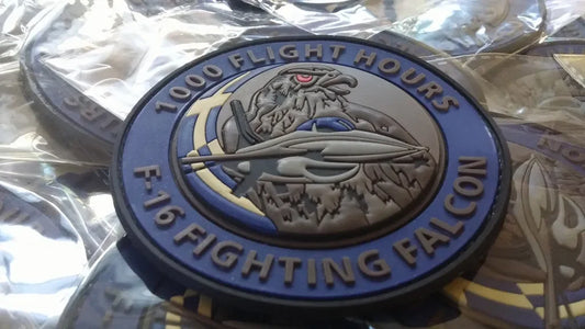 F-16 FIGHTING FALCON - AIR FORCE SWIRL 1000 FLIGHT HOURS (LOW VISIBILITY) 3D PVC - PVCPATCHWORLD.STORE