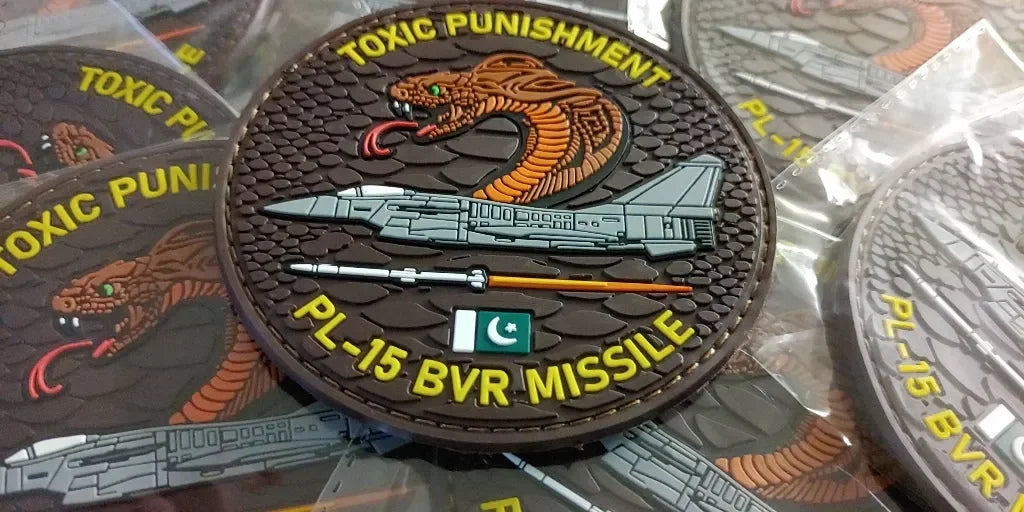 F-16 - PAKISTAN AIR FORCE - PL-15 BVR MISSILE - 2D PVC PATCH - PVCPATCHWORLD.STORE