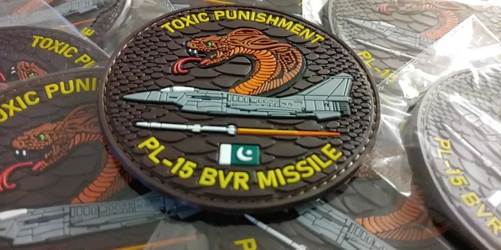 F-16 - PAKISTAN AIR FORCE - PL-15 BVR MISSILE - 2D PVC PATCH - PVCPATCHWORLD.STORE